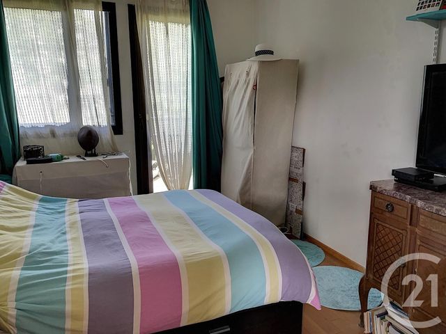 Afficher la photo en grand Appartement F4 à vendre - 4 pièces - 83.0 m2 - VERNEUIL SUR SEINE - 78 - ILE-DE-FRANCE - Century 21 Les Deux Rives