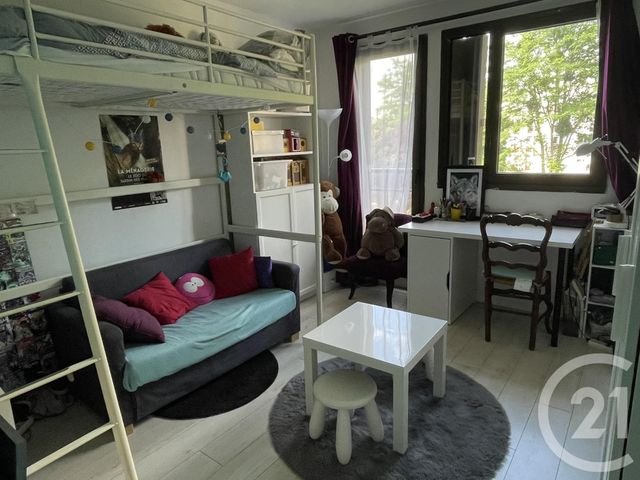 Afficher la photo en grand Appartement F4 à vendre - 4 pièces - 83.0 m2 - VERNEUIL SUR SEINE - 78 - ILE-DE-FRANCE - Century 21 Les Deux Rives