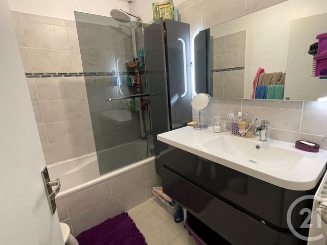 Afficher la photo en grand Appartement F4 à vendre - 4 pièces - 83.0 m2 - VERNEUIL SUR SEINE - 78 - ILE-DE-FRANCE - Century 21 Les Deux Rives