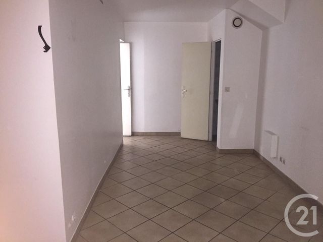 Afficher la photo en grand entreprise à louer - 53.0 m2 - CONFLANS STE HONORINE - 78 - ILE-DE-FRANCE - Century 21 Les Deux Rives
