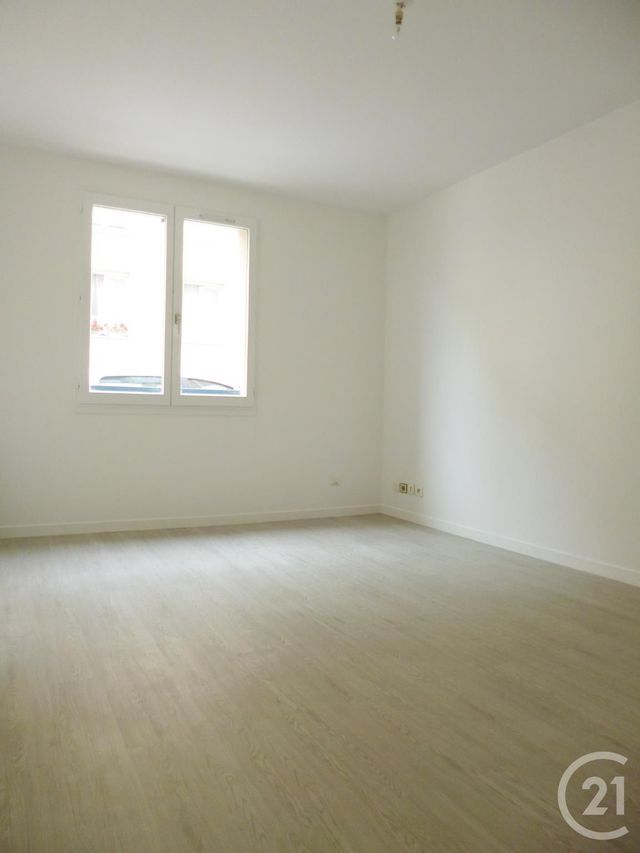 Afficher la photo en grand Appartement F1 à vendre - 1 pièce - 21.89 m2 - ANDRESY - 78 - ILE-DE-FRANCE - Century 21 Les Deux Rives