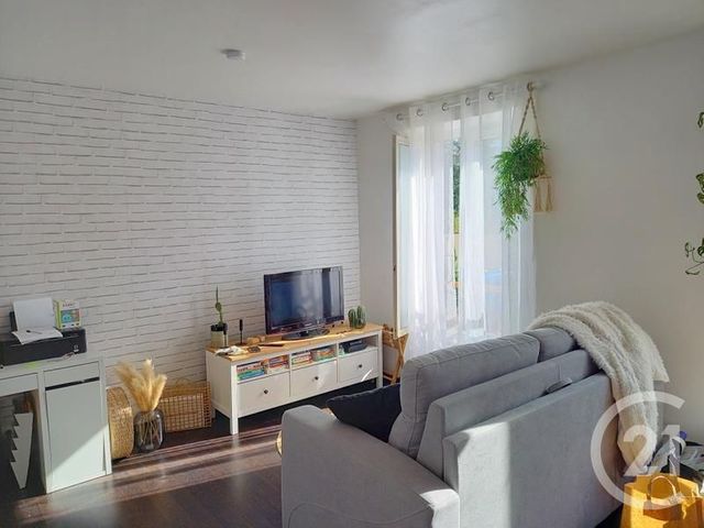 Afficher la photo en grand Appartement F2 à vendre - 2 pièces - 36.0 m2 - VAUX SUR SEINE - 78 - ILE-DE-FRANCE - Century 21 Les Deux Rives