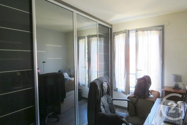 Appartement F4 à vendre - 4 pièces - 82.59 m2 - TRIEL SUR SEINE - 78 - ILE-DE-FRANCE - Century 21 Les Deux Rives Appartement F4 à vendre - 4 pièces - 82.59 m2 - TRIEL SUR SEINE - 78 - ILE-DE-FRANCE - Century 21 Les Deux Rives