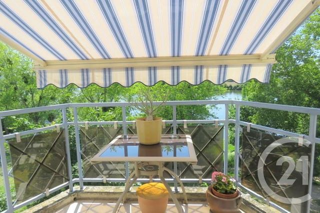 Appartement F4 à vendre - 4 pièces - 82.59 m2 - TRIEL SUR SEINE - 78 - ILE-DE-FRANCE - Century 21 Les Deux Rives Appartement F4 à vendre - 4 pièces - 82.59 m2 - TRIEL SUR SEINE - 78 - ILE-DE-FRANCE - Century 21 Les Deux Rives
