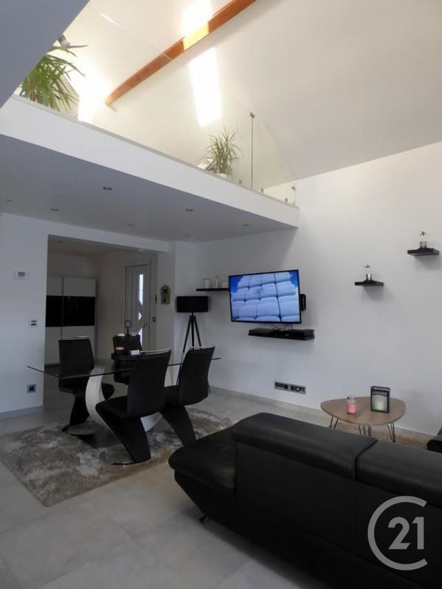 maison à vendre - 6 pièces - 128.0 m2 - VERNOUILLET - 78 - ILE-DE-FRANCE - Century 21 Les Deux Rives maison à vendre - 6 pièces - 128.0 m2 - VERNOUILLET - 78 - ILE-DE-FRANCE - Century 21 Les Deux Rives