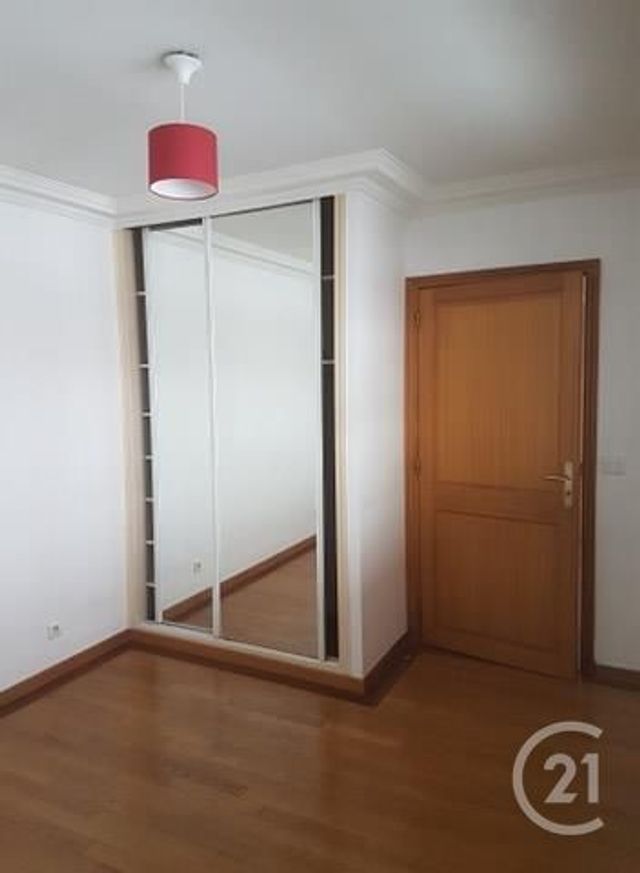 Afficher la photo en grand Appartement F2 à louer - 2 pièces - 42.36 m2 - CARRIERES SOUS POISSY - 78 - ILE-DE-FRANCE - Century 21 Les Deux Rives