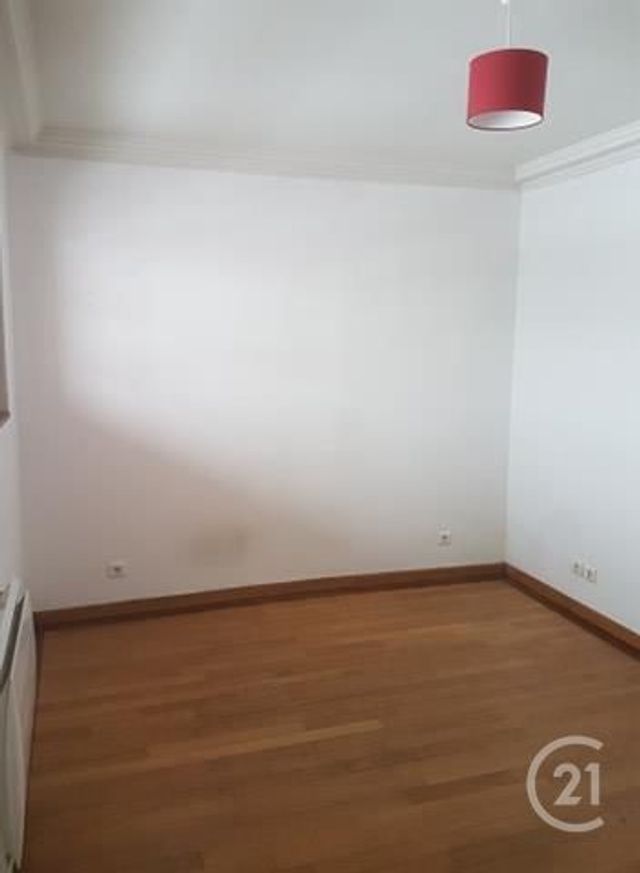Afficher la photo en grand Appartement F2 à louer - 2 pièces - 42.36 m2 - CARRIERES SOUS POISSY - 78 - ILE-DE-FRANCE - Century 21 Les Deux Rives