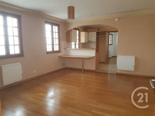 Afficher la photo en grand Appartement F2 à louer - 2 pièces - 42.36 m2 - CARRIERES SOUS POISSY - 78 - ILE-DE-FRANCE - Century 21 Les Deux Rives