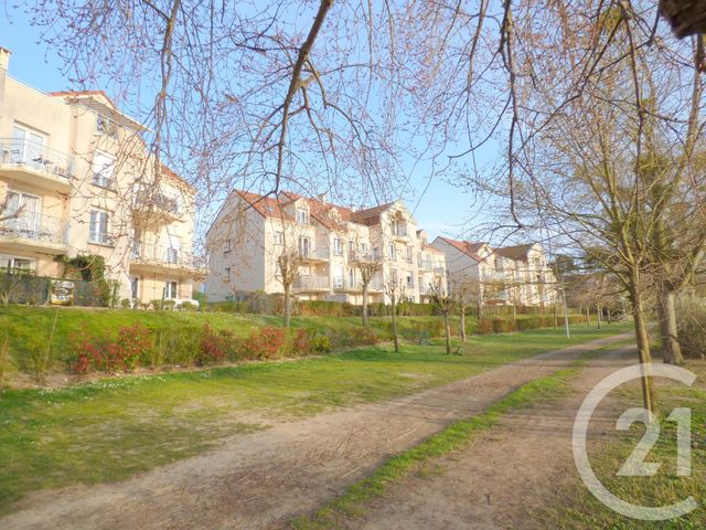 Afficher la photo en grand Appartement F3 à vendre - 3 pièces - 78.34 m2 - TRIEL SUR SEINE - 78 - ILE-DE-FRANCE - Century 21 Les Deux Rives