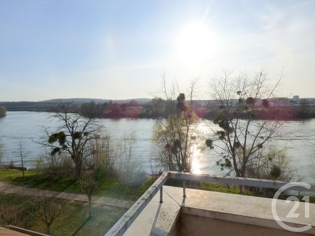 Afficher la photo en grand Appartement F3 à vendre - 3 pièces - 78.34 m2 - TRIEL SUR SEINE - 78 - ILE-DE-FRANCE - Century 21 Les Deux Rives