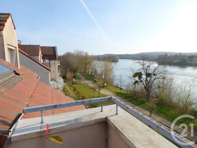 Afficher la photo en grand Appartement F3 à vendre - 3 pièces - 78.34 m2 - TRIEL SUR SEINE - 78 - ILE-DE-FRANCE - Century 21 Les Deux Rives