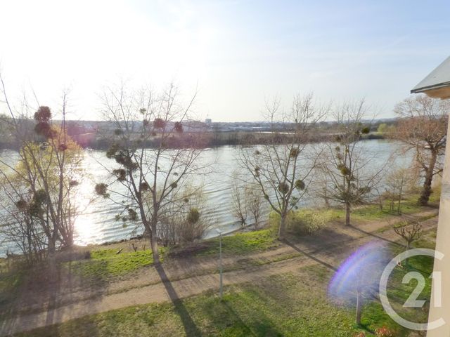 Afficher la photo en grand Appartement F3 à vendre - 3 pièces - 78.34 m2 - TRIEL SUR SEINE - 78 - ILE-DE-FRANCE - Century 21 Les Deux Rives