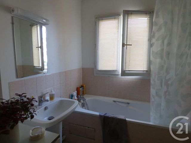 Appartement F2 à vendre - 2 pièces - 44.92 m2 - TRIEL SUR SEINE - 78 - ILE-DE-FRANCE - Century 21 Les Deux Rives Appartement F2 à vendre - 2 pièces - 44.92 m2 - TRIEL SUR SEINE - 78 - ILE-DE-FRANCE - Century 21 Les Deux Rives