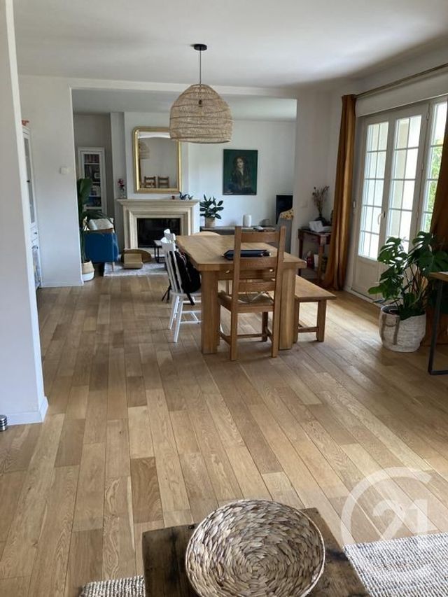 maison à louer - 6 pièces - 215.82 m2 - VERNOUILLET - 78 - ILE-DE-FRANCE - Century 21 Les Deux Rives maison à louer - 6 pièces - 215.82 m2 - VERNOUILLET - 78 - ILE-DE-FRANCE - Century 21 Les Deux Rives