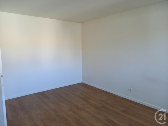 Appartement F2 à louer - 2 pièces - 50.53 m2 - VERNEUIL SUR SEINE - 78 - ILE-DE-FRANCE - Century 21 Les Deux Rives Appartement F2 à louer - 2 pièces - 50.53 m2 - VERNEUIL SUR SEINE - 78 - ILE-DE-FRANCE - Century 21 Les Deux Rives