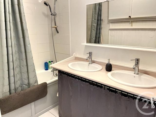 Afficher la photo en grand Appartement F4 à vendre - 4 pièces - 83.1 m2 - TRIEL SUR SEINE - 78 - ILE-DE-FRANCE - Century 21 Les Deux Rives