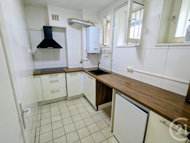 Appartement F2 à louer - 2 pièces - 38.6 m2 - VERNOUILLET - 78 - ILE-DE-FRANCE - Century 21 Les Deux Rives