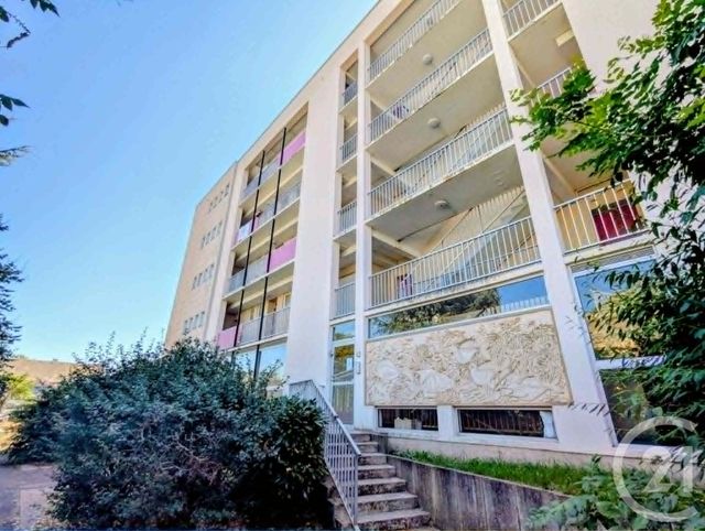 Appartement F2 à louer - 2 pièces - 38.6 m2 - VERNOUILLET - 78 - ILE-DE-FRANCE - Century 21 Les Deux Rives