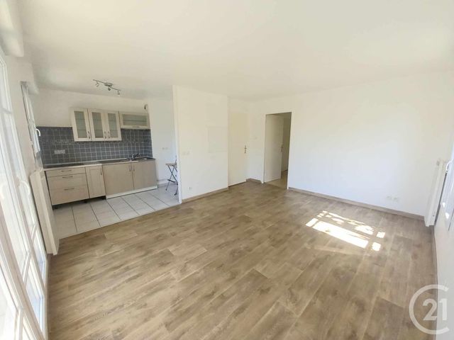 Appartement F2 à louer - 2 pièces - 40.65 m2 - HERBLAY - 95 - ILE-DE-FRANCE - Century 21 Les Deux Rives
