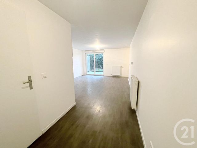 Appartement Studio à vendre - 1 pièce - 36.3 m2 - CHANTELOUP LES VIGNES - 78 - ILE-DE-FRANCE - Century 21 Les Deux Rives