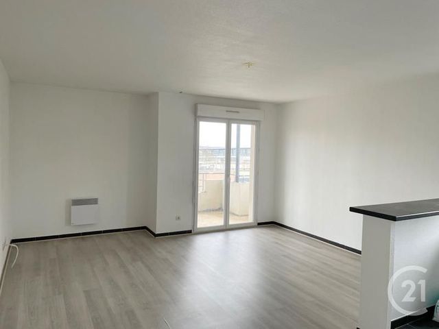 Appartement F3 à louer CHANTELOUP LES VIGNES