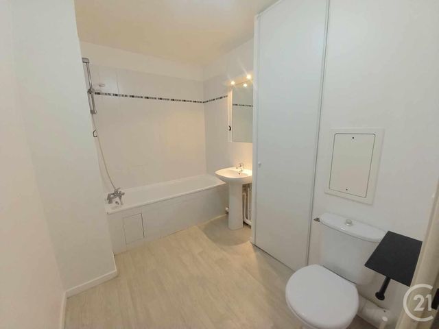 Appartement F2 à vendre - 2 pièces - 37.1 m2 - VERNOUILLET - 78 - ILE-DE-FRANCE - Century 21 Les Deux Rives