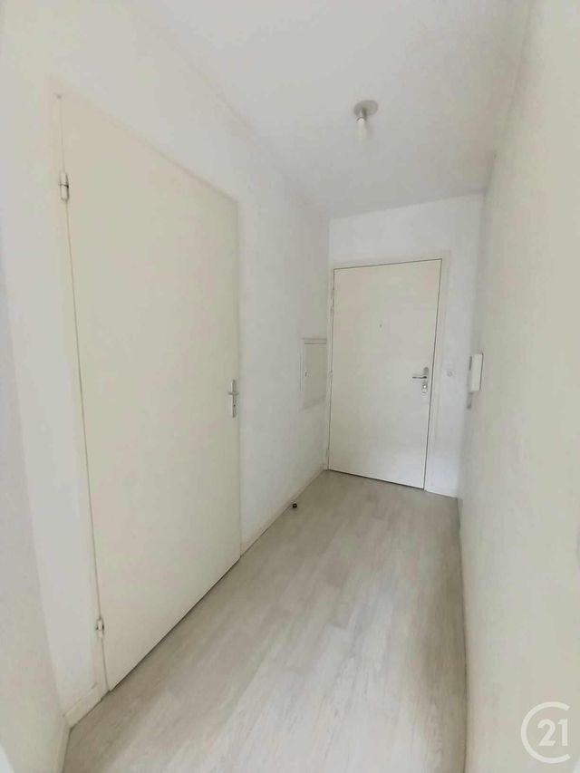 Appartement F2 à vendre - 2 pièces - 37.1 m2 - VERNOUILLET - 78 - ILE-DE-FRANCE - Century 21 Les Deux Rives