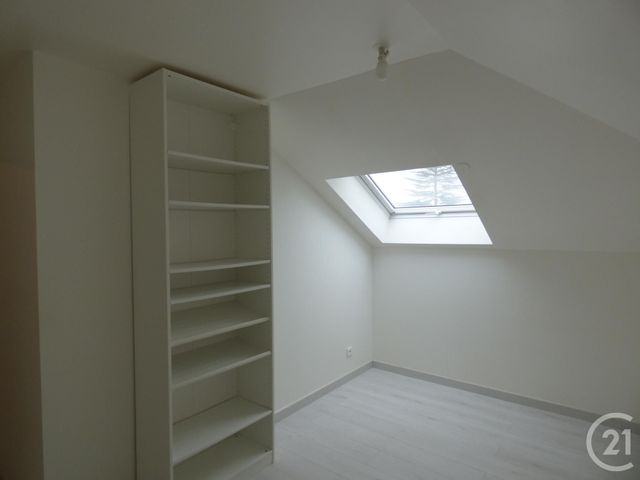 Appartement F4 à louer - 4 pièces - 83.81 m2 - VERNOUILLET - 78 - ILE-DE-FRANCE - Century 21 Les Deux Rives