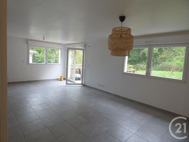 Appartement F4 à louer - 4 pièces - 83.81 m2 - VERNOUILLET - 78 - ILE-DE-FRANCE - Century 21 Les Deux Rives