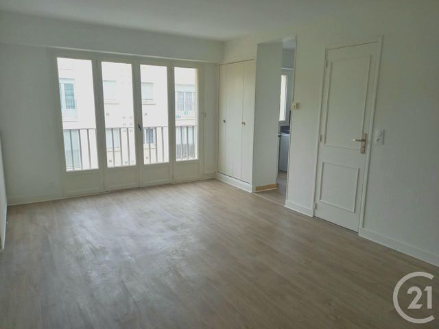 Appartement Studio à louer - 1 pièce - 27.47 m2 - CONFLANS STE HONORINE - 78 - ILE-DE-FRANCE - Century 21 Les Deux Rives