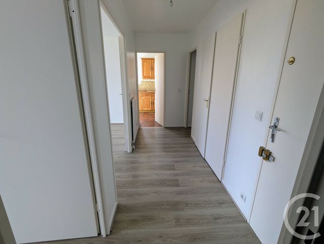 Appartement F4 à louer - 4 pièces - 79.6 m2 - ERAGNY SUR OISE - 95 - ILE-DE-FRANCE - Century 21 Les Deux Rives