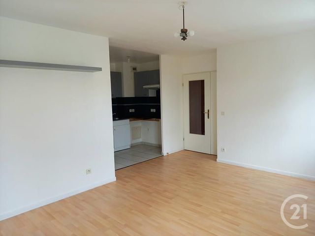 Appartement F2 à louer - 2 pièces - 40.9 m2 - CHANTELOUP LES VIGNES - 78 - ILE-DE-FRANCE - Century 21 Les Deux Rives
