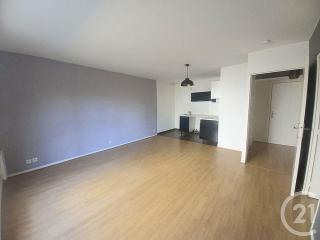 Appartement F2 à louer - 2 pièces - 46.0 m2 - CONFLANS STE HONORINE - 78 - ILE-DE-FRANCE - Century 21 Les Deux Rives