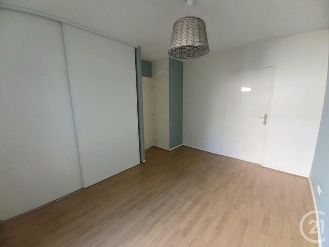 Appartement F2 à louer - 2 pièces - 46.0 m2 - CONFLANS STE HONORINE - 78 - ILE-DE-FRANCE - Century 21 Les Deux Rives