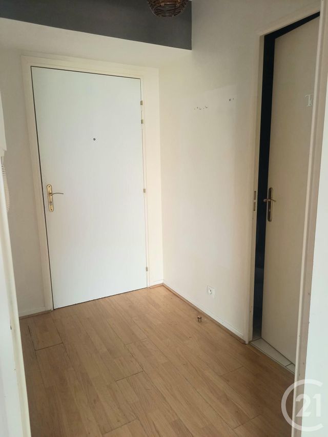 Appartement F2 à louer - 2 pièces - 46.0 m2 - CONFLANS STE HONORINE - 78 - ILE-DE-FRANCE - Century 21 Les Deux Rives