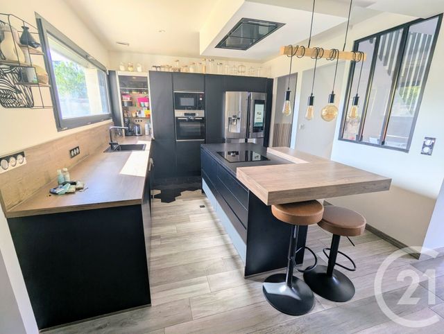 maison à louer - 5 pièces - 180.0 m2 - VERNOUILLET - 78 - ILE-DE-FRANCE - Century 21 Les Deux Rives