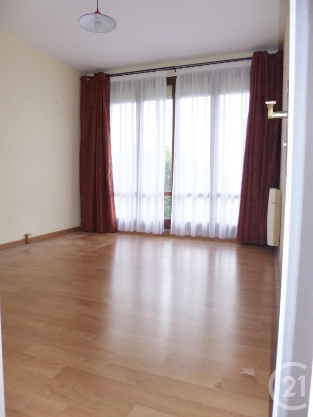 Appartement F4 à louer - 4 pièces - 80.06 m2 - CONFLANS STE HONORINE - 78 - ILE-DE-FRANCE - Century 21 Les Deux Rives