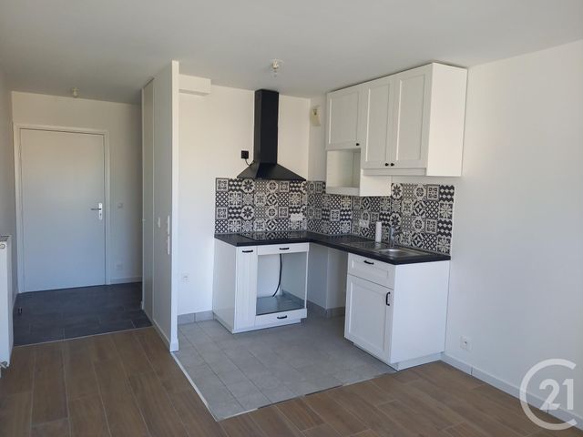 Appartement F2 à louer - 2 pièces - 40.14 m2 - LES MUREAUX - 78 - ILE-DE-FRANCE - Century 21 Les Deux Rives