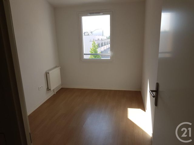 Appartement F3 à vendre - 3 pièces - 74.7 m2 - CHANTELOUP LES VIGNES - 78 - ILE-DE-FRANCE - Century 21 Les Deux Rives