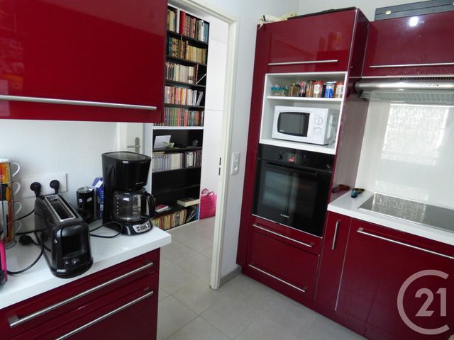 Appartement F3 à vendre - 3 pièces - 74.7 m2 - CHANTELOUP LES VIGNES - 78 - ILE-DE-FRANCE - Century 21 Les Deux Rives