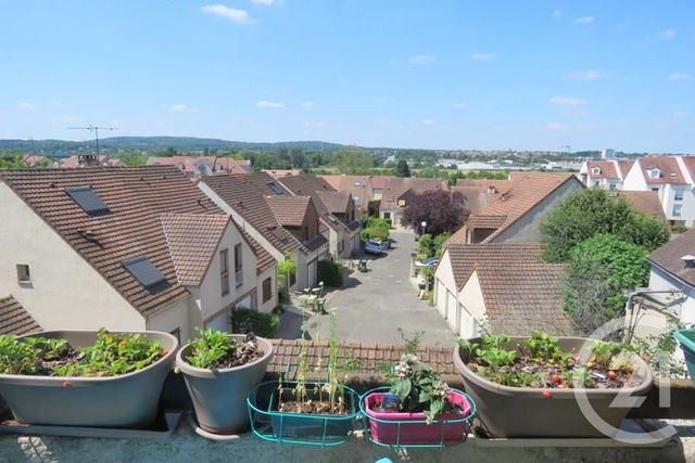 Appartement Duplex à louer - 2 pièces - 49.51 m2 - TRIEL SUR SEINE - 78 - ILE-DE-FRANCE - Century 21 Les Deux Rives