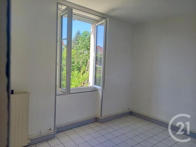 Appartement F2 à louer - 2 pièces - 33.16 m2 - MAURECOURT - 78 - ILE-DE-FRANCE - Century 21 Les Deux Rives