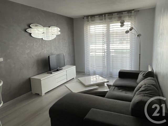 Appartement F2 à louer - 2 pièces - 35.4 m2 - MANTES LA JOLIE - 78 - ILE-DE-FRANCE - Century 21 Les Deux Rives