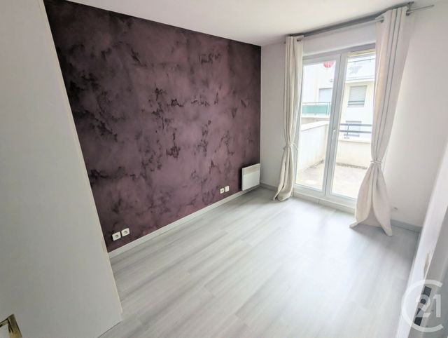 Appartement F2 à louer - 2 pièces - 35.4 m2 - MANTES LA JOLIE - 78 - ILE-DE-FRANCE - Century 21 Les Deux Rives