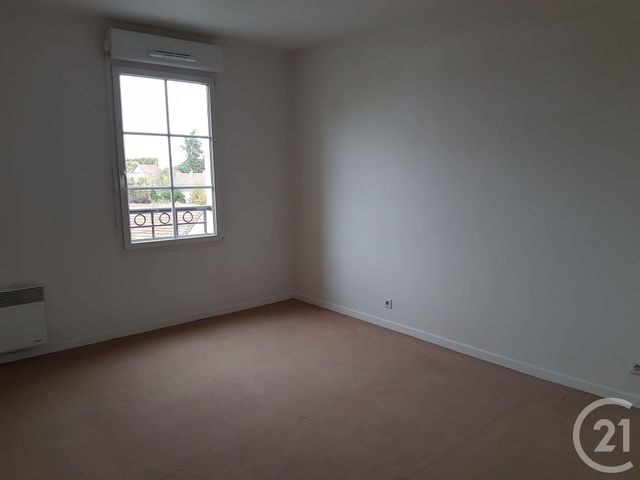 Appartement F2 à louer - 2 pièces - 43.25 m2 - HERBLAY - 95 - ILE-DE-FRANCE - Century 21 Les Deux Rives