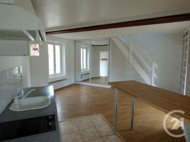 Appartement F2 à louer - 2 pièces - 28.42 m2 - VERNOUILLET - 78 - ILE-DE-FRANCE - Century 21 Les Deux Rives