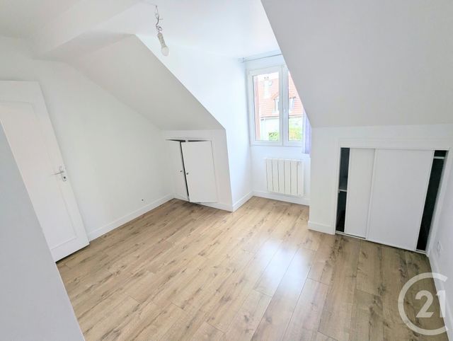 Appartement F3 à louer - 3 pièces - 46.2 m2 - TRIEL SUR SEINE - 78 - ILE-DE-FRANCE - Century 21 Les Deux Rives