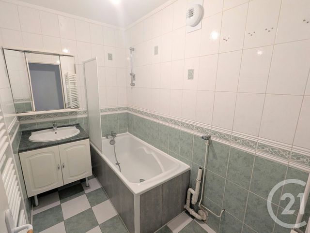 Appartement F3 à louer - 3 pièces - 65.38 m2 - VERNEUIL SUR SEINE - 78 - ILE-DE-FRANCE - Century 21 Les Deux Rives